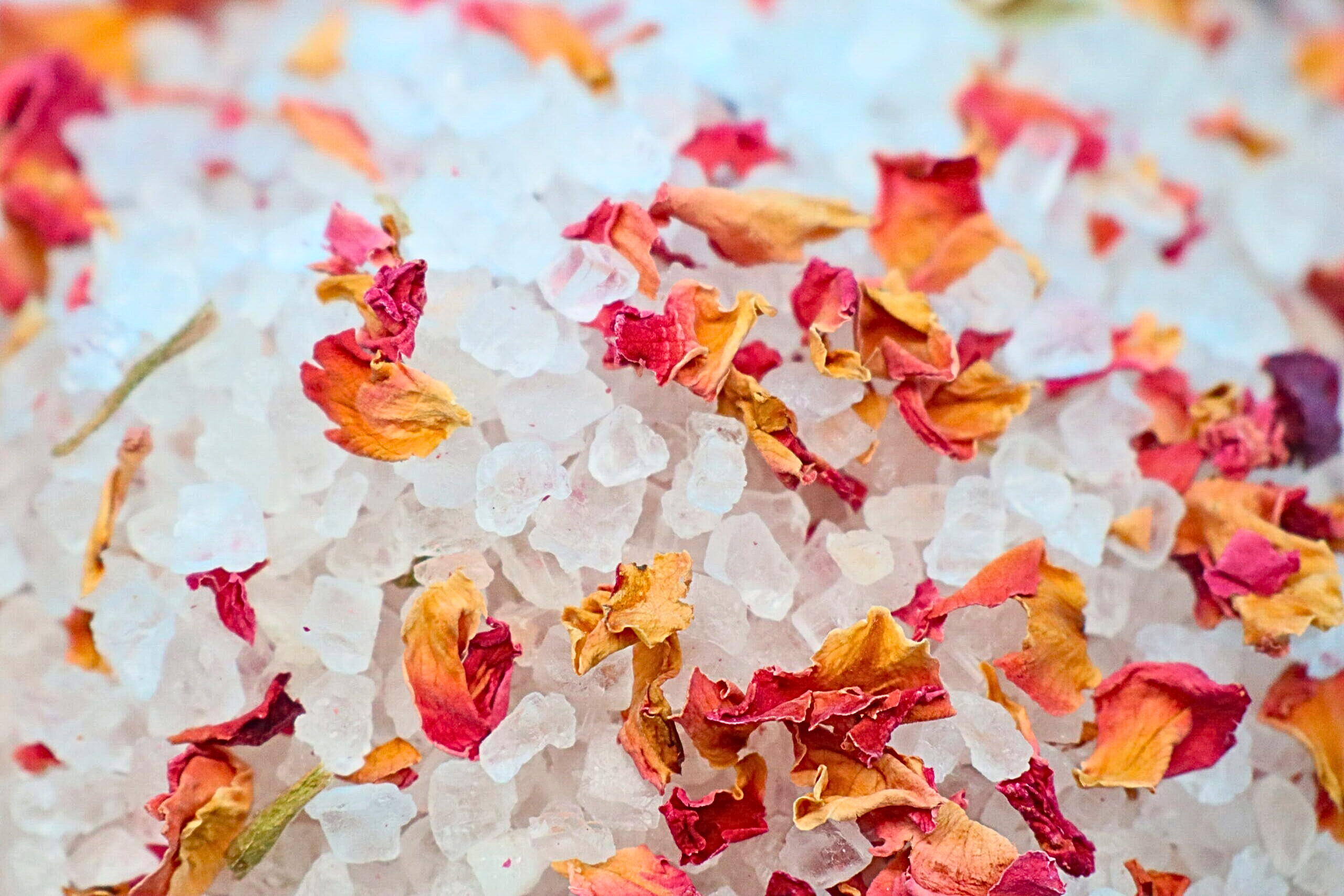 Badesalz mit Rosenblüten Badesalz mit Rosenblüten – Bild 4